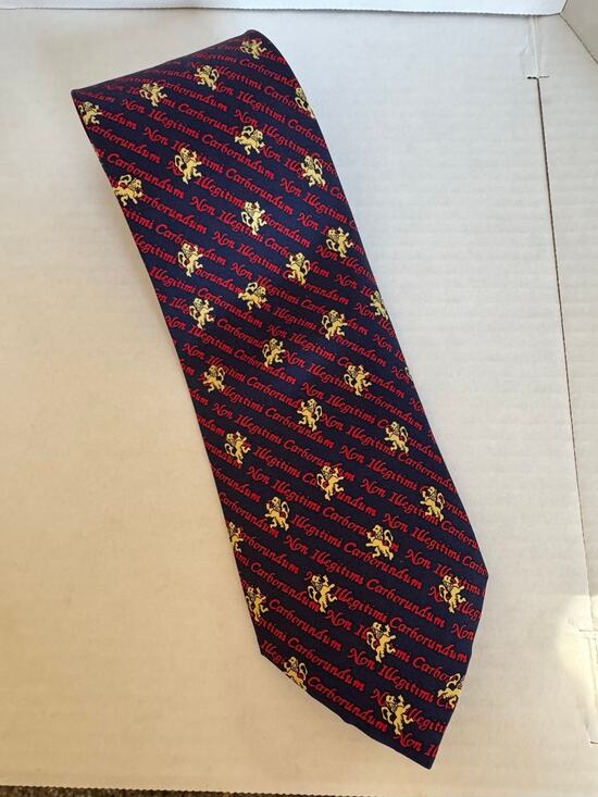Alynn Other - Vintage Alynn 100% Silk Tie Non Illegitimi Carborundum Lions Made USA